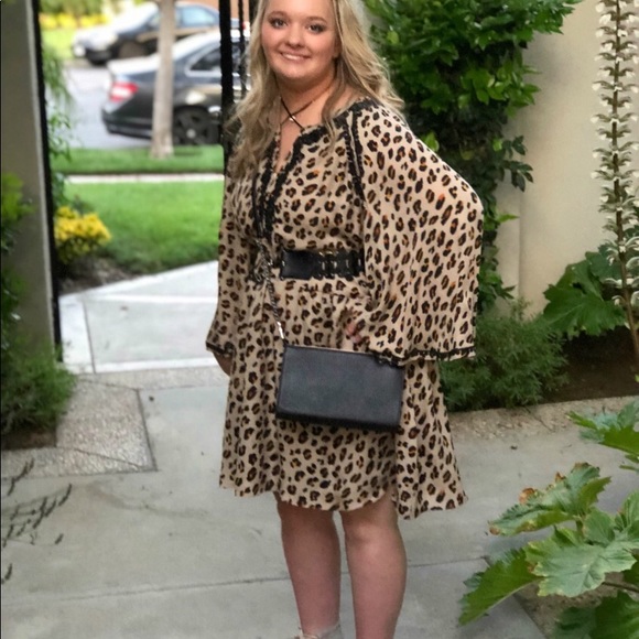 Meet your Posher, Brianna - Picture 5 of 7